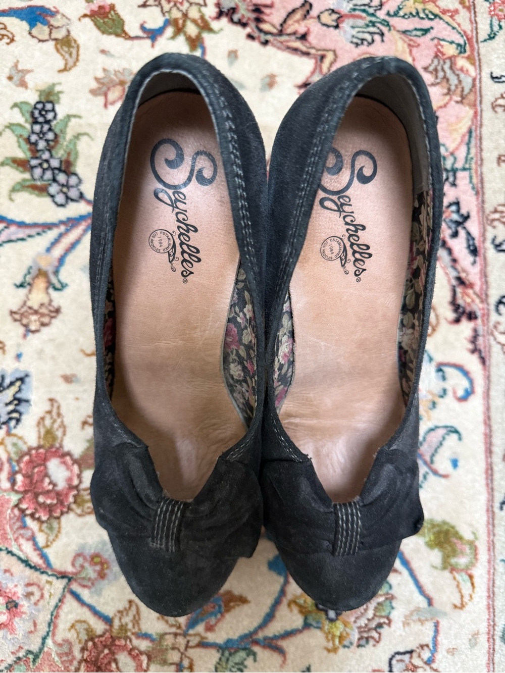 Anthropologie - Seychelles Black Suede Bow Platform Pumps Retro Heels